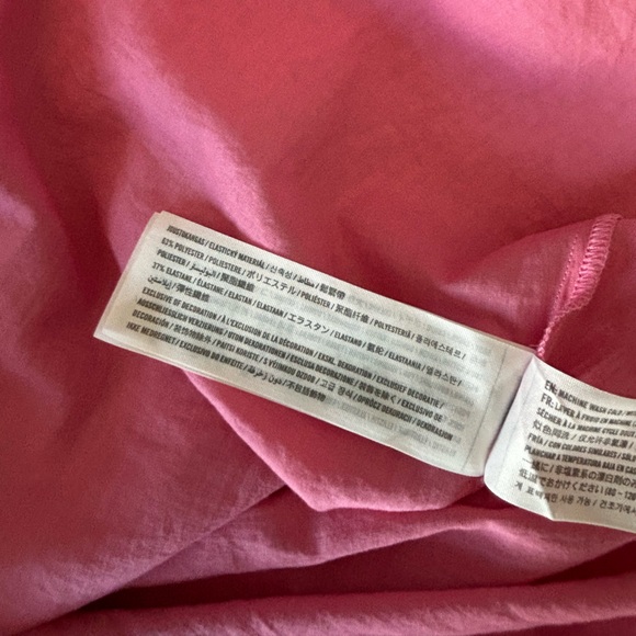 Abercrombie and Fitch dress. Pink/white floral. Size medium. Puff sleeve. Cute! - Picture 14 of 16